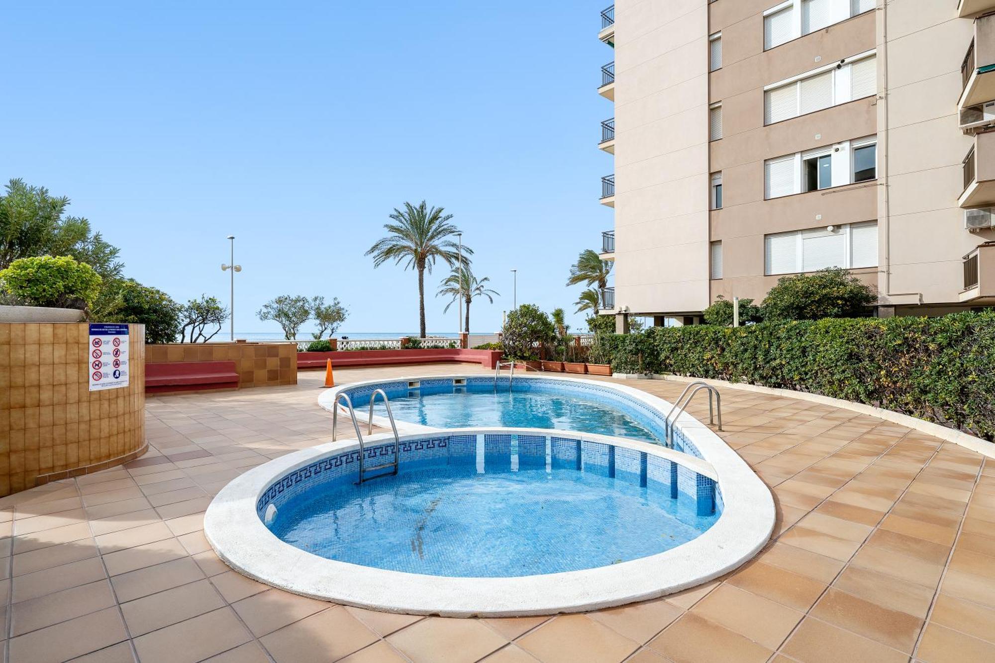 Playa Primera Linea Cunit Exterior foto